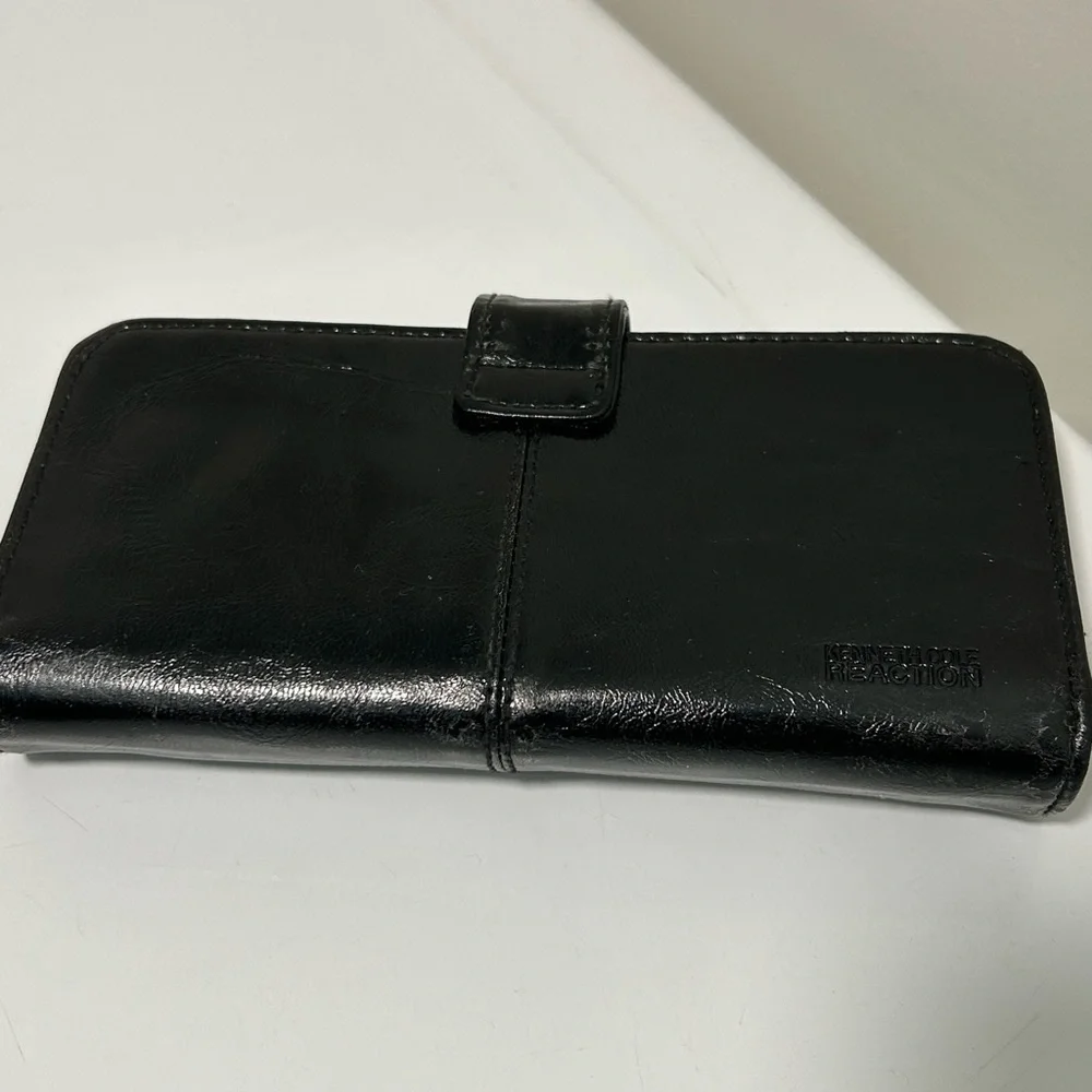Kenneth Cole Reaction Black Wallet